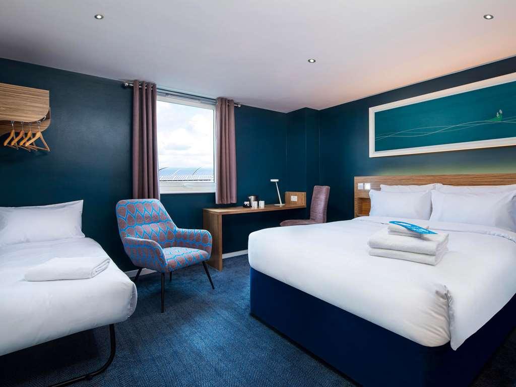 Travelodge London Central Bank Habitación foto