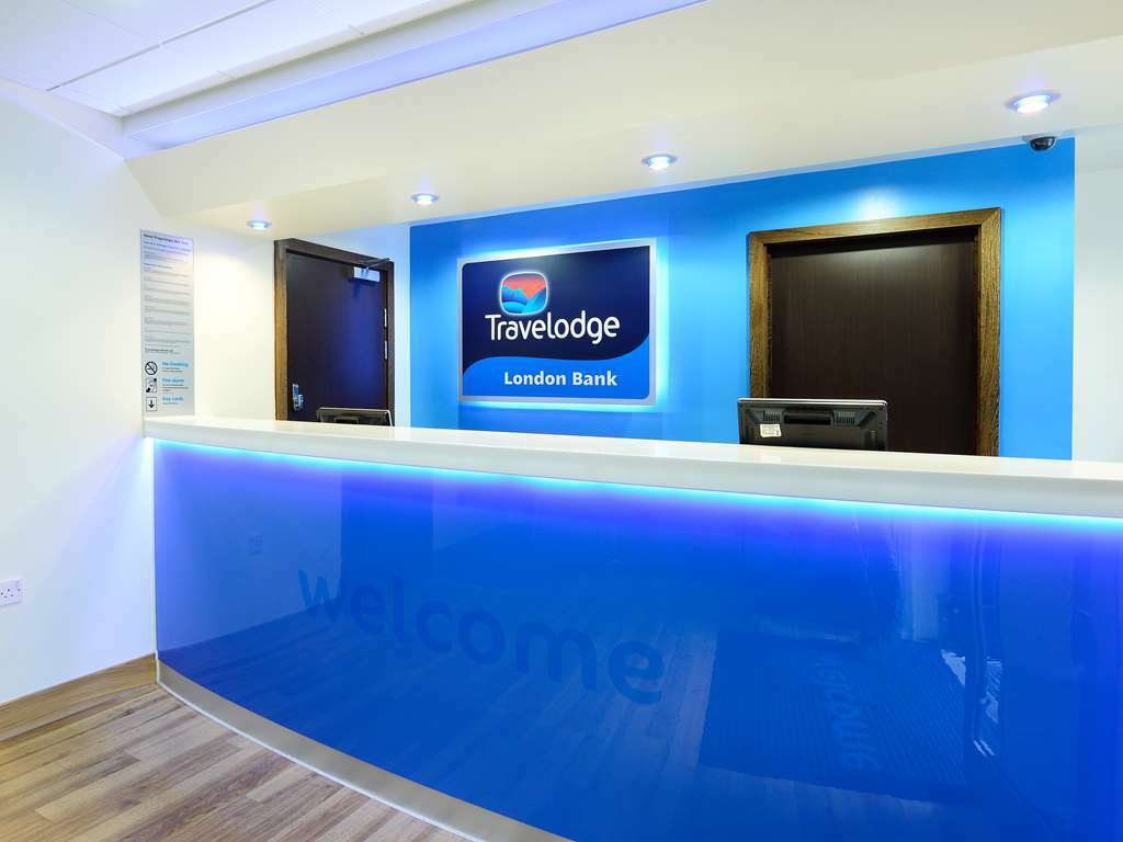 Travelodge London Central Bank Interior foto